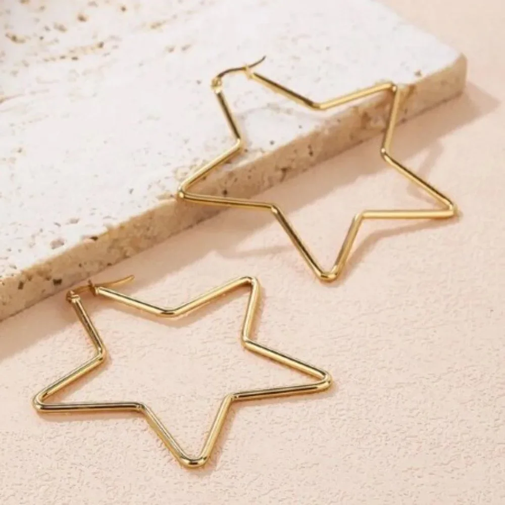 GOLD STAR DANGLE EARRINGS